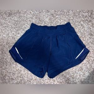 Lululemon Hotty Hot Short 4” *Lined